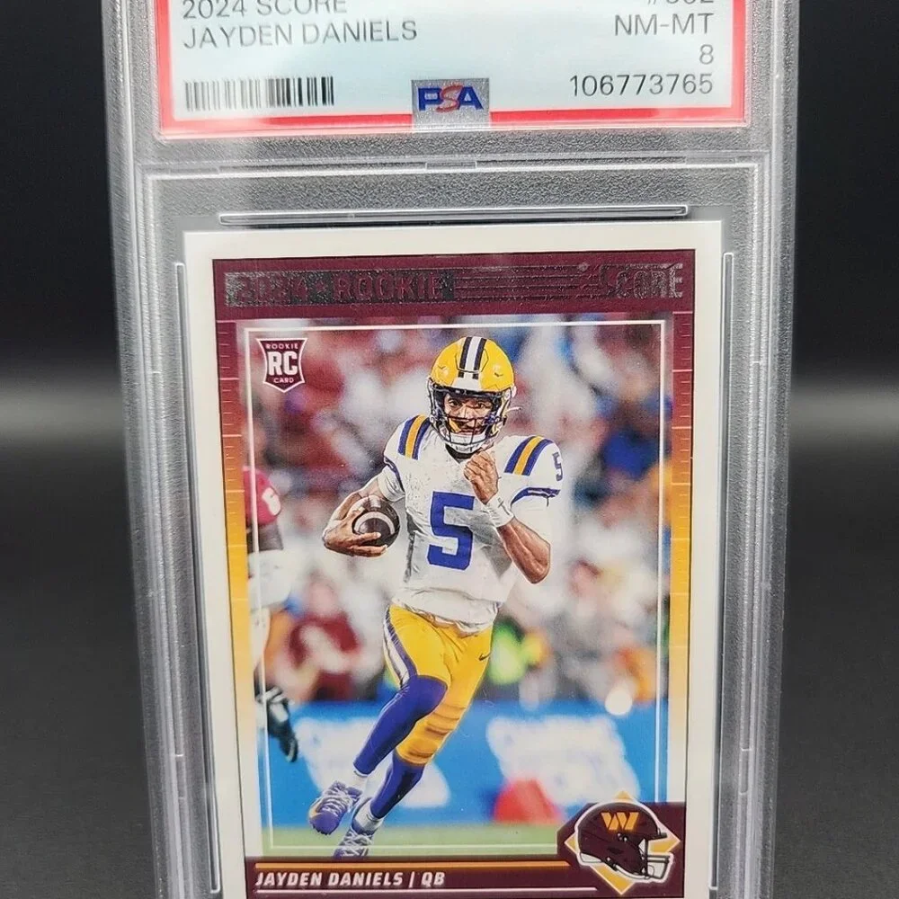 2024 Score - Rookies Jayden Daniels #302 (RC) PSA 8